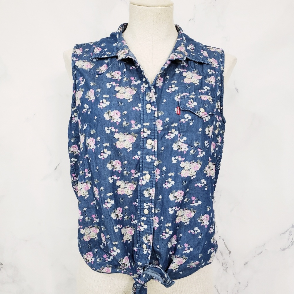 Levis floral chambray top